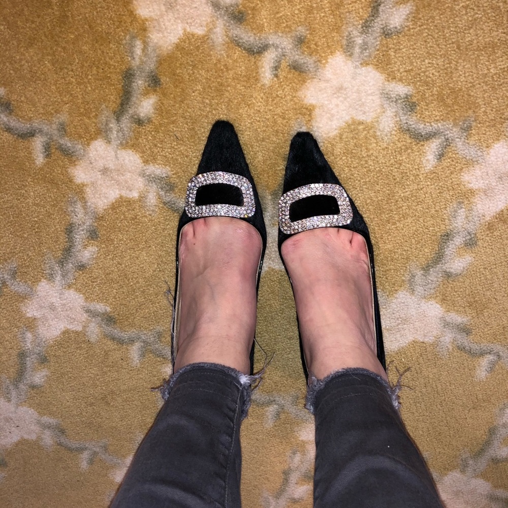 Manolo Blahnik Fodera Rose Black Suede Pumps